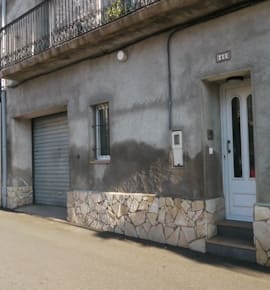 Las humedades por capilaridad afectan tanto las paredes del exterior como las interiores